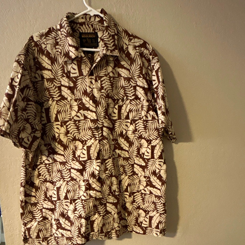 Woolrich Men's Hawaiian Floral Short Sleeve Button-Up Shirt Brown Beige